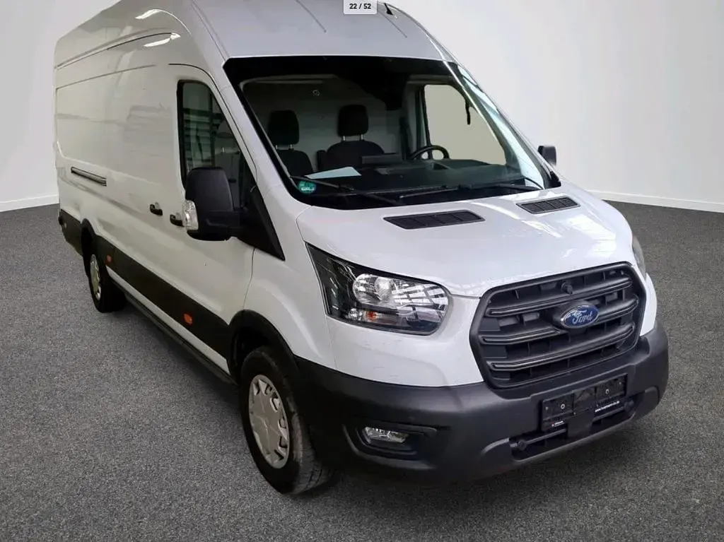 Gebraucht Ford Transit Trend 170 PS (125 kW) 2023 Frozen white Van / Kleinbus
