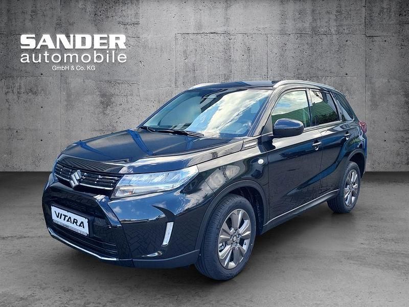 Schwarz Neu 2025 Suzuki Vitara Comfort SUV | 28.940 € (Fairer Preis) - Bild 1/3