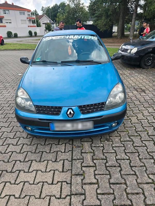 Gebraucht 2003 Renault Clio II Kleinwagen | 800 € - Bild 1/4