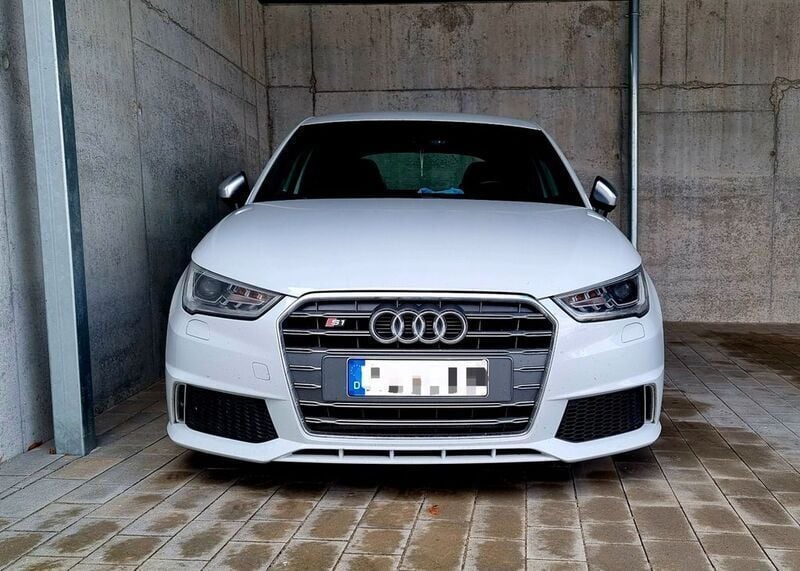 Weiß Gebraucht 2015 Audi S1 Ambiente Kleinwagen | 21.500 € (Fairer Preis) - Bild 1/4