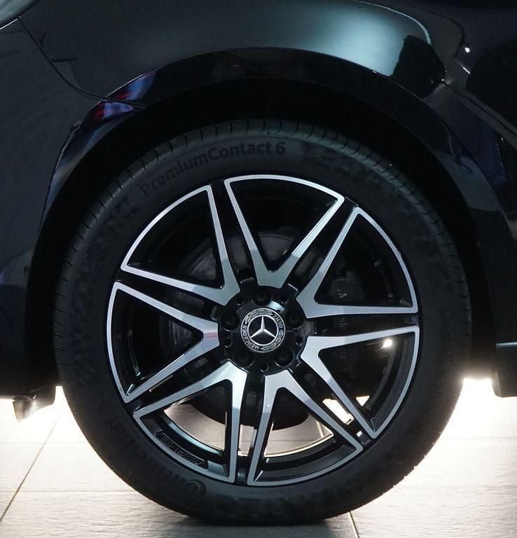 Gebraucht Mercedes V250 AMG 190 PS (139 kW) 2019 Schwarz Van / Kleinbus