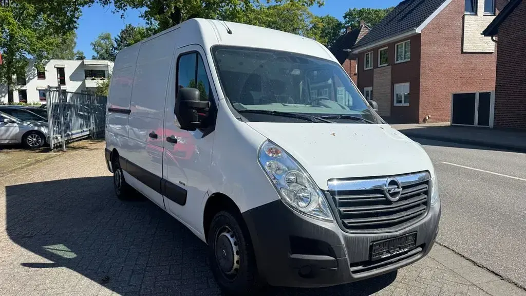 Gebraucht Opel Movano 125 PS (91 kW) 2011 Weiß Van / Kleinbus