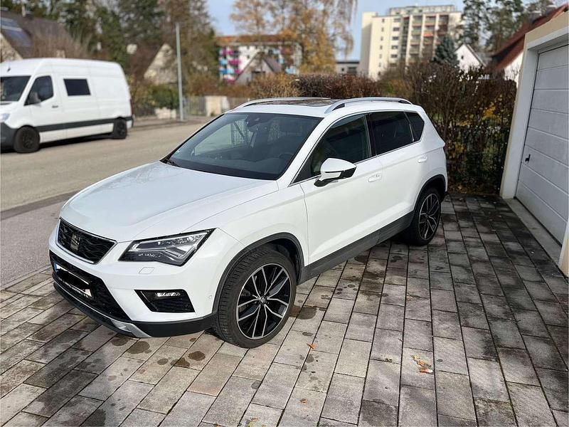Weiß Gebraucht 2017 Seat Ateca 4Drive SUV | 26.999 € (Teuer) - Bild 1/4