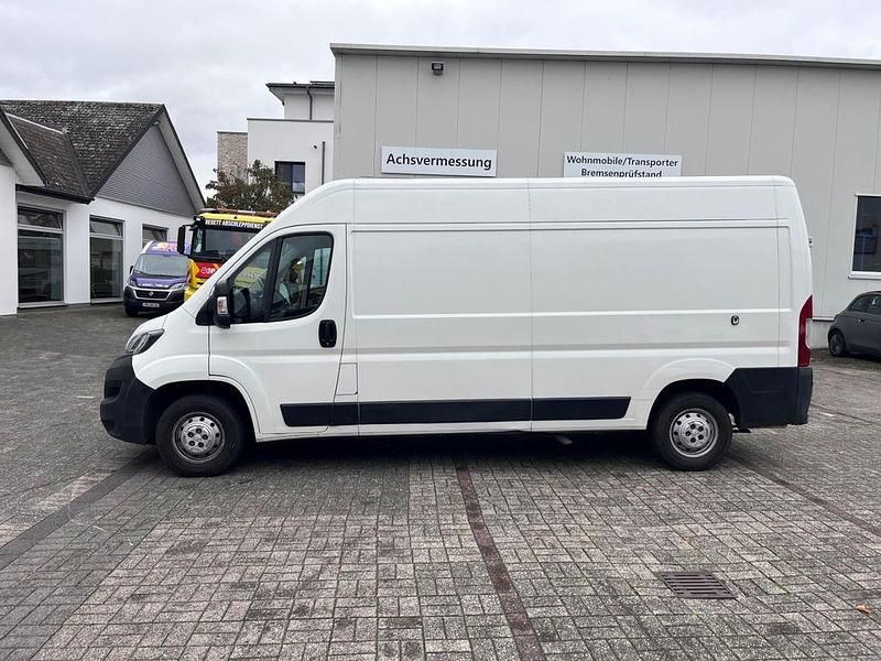 Gebraucht Peugeot Boxer 131 PS (96 kW) 2018 Weiß Van