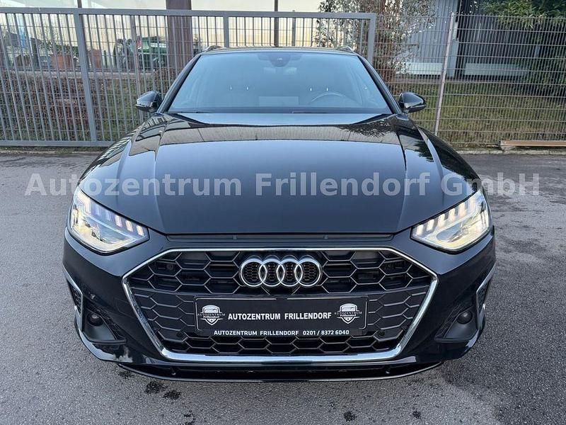 Gebraucht Audi A4 S-Line 163 PS (119 kW) 2020 Mythosschwarz metallic Kombi