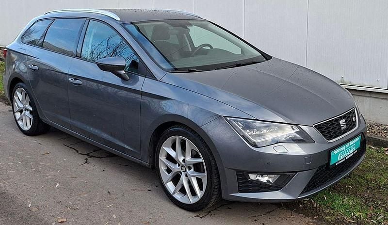 Grau Gebraucht 2016 Seat Leon ST FR Kombi | 10.599 € (Guter Preis) - Bild 1/4