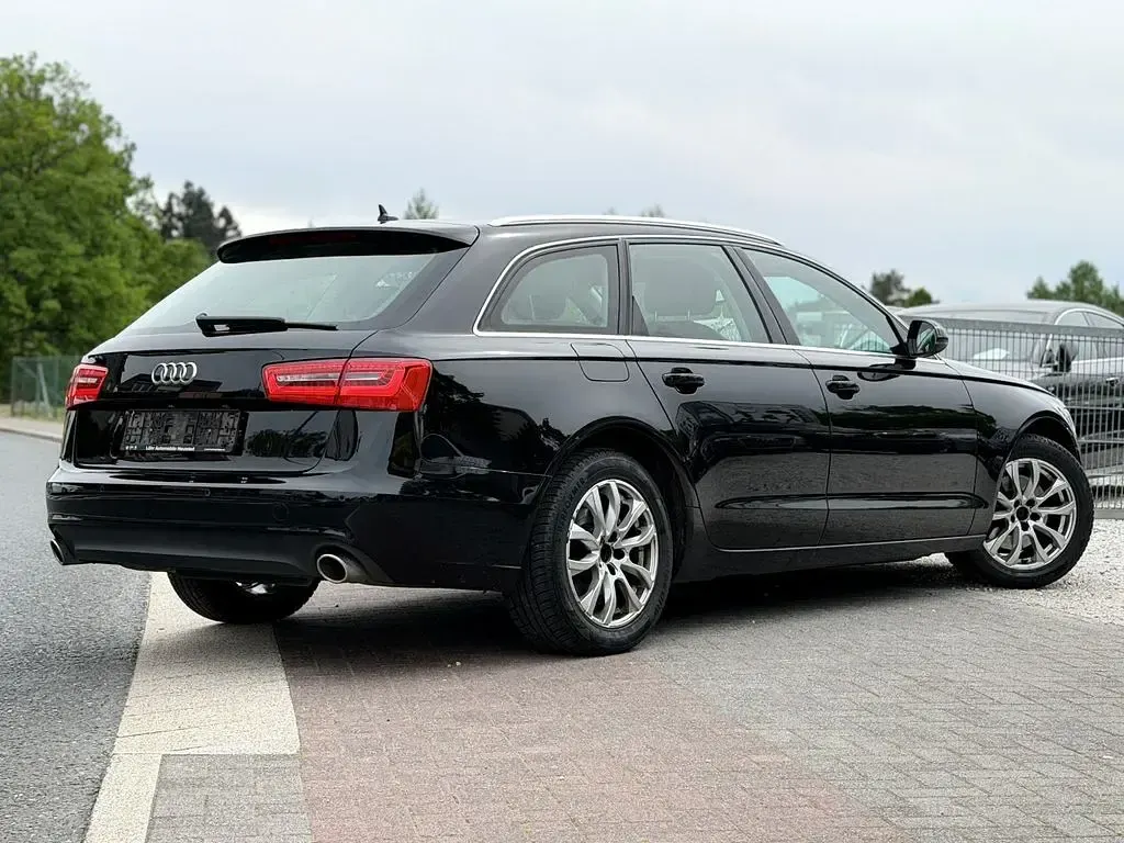Gebraucht Audi A6 Sport 190 PS (139 kW) 2014 Schwarz Kombi