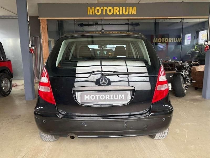 Gebraucht Mercedes A170 116 PS (85 kW) 2006 Kosmosschwarz  metalliclack Limousine