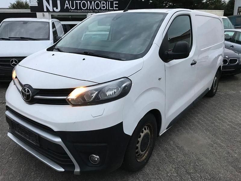 Weiß Gebraucht 2019 Toyota Proace Van | 7.780 € (Superpreis) - Bild 1/4
