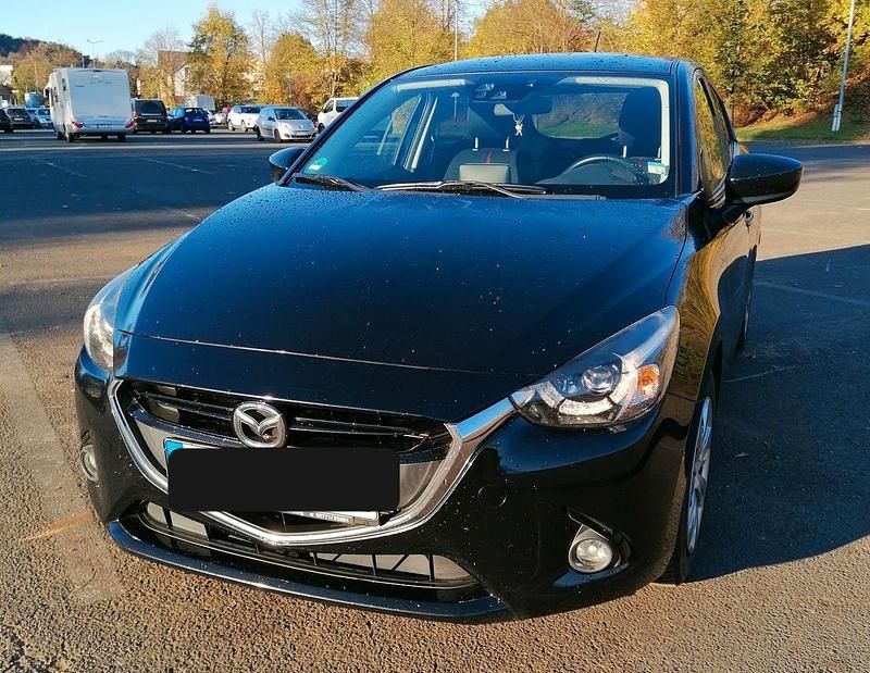 Schwarz Gebraucht 2015 Mazda 2 Sports-Line Kleinwagen | 9.000 € (Fairer Preis) - Bild 1/4