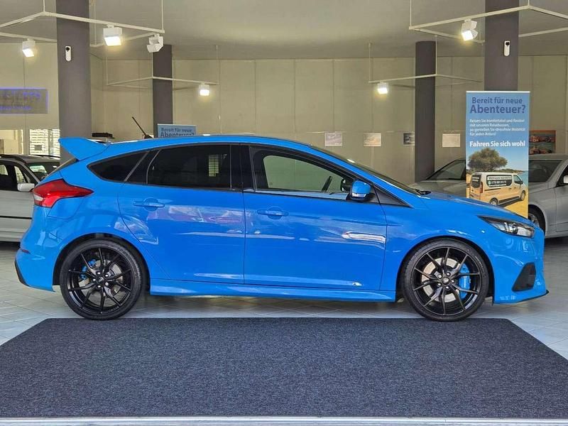 Usata Ford Focus RS 349 CV (256 kW) 2017 Blu Berlina