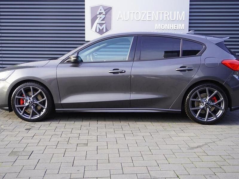 Gebraucht Ford Focus Performance Edition 280 PS (205 kW) 2020 Magneticgrau (metallic) Limousine