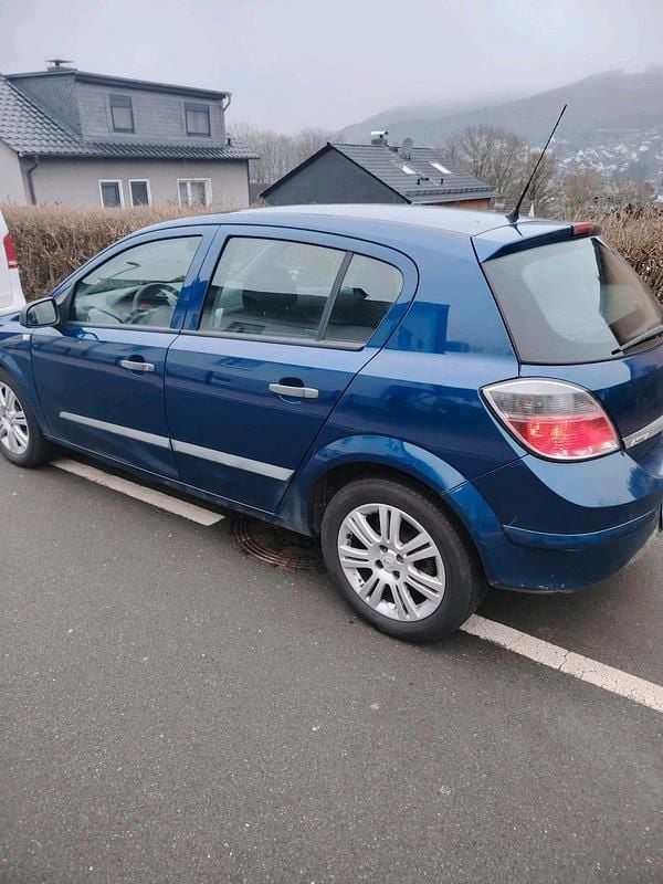 Gebraucht Opel Astra 2009 Blau Kleinwagen