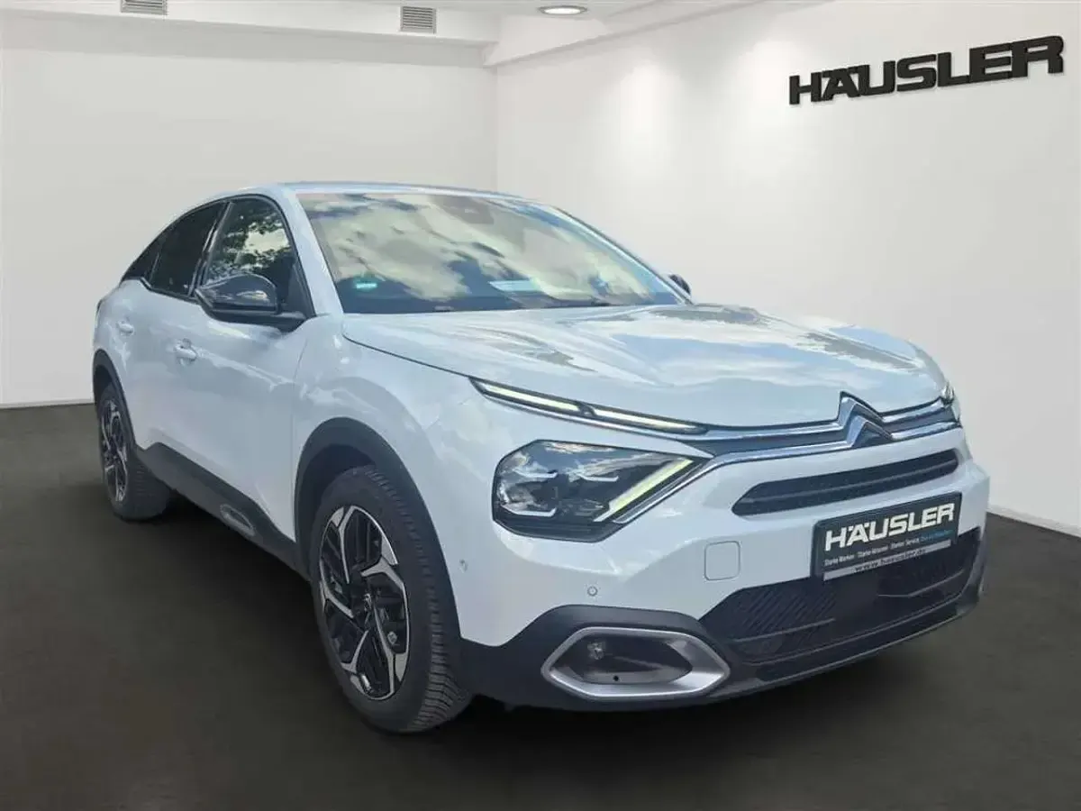 Gebraucht Citroën C4 131 PS (96 kW) 2024 Lackierung okenitweis SUV