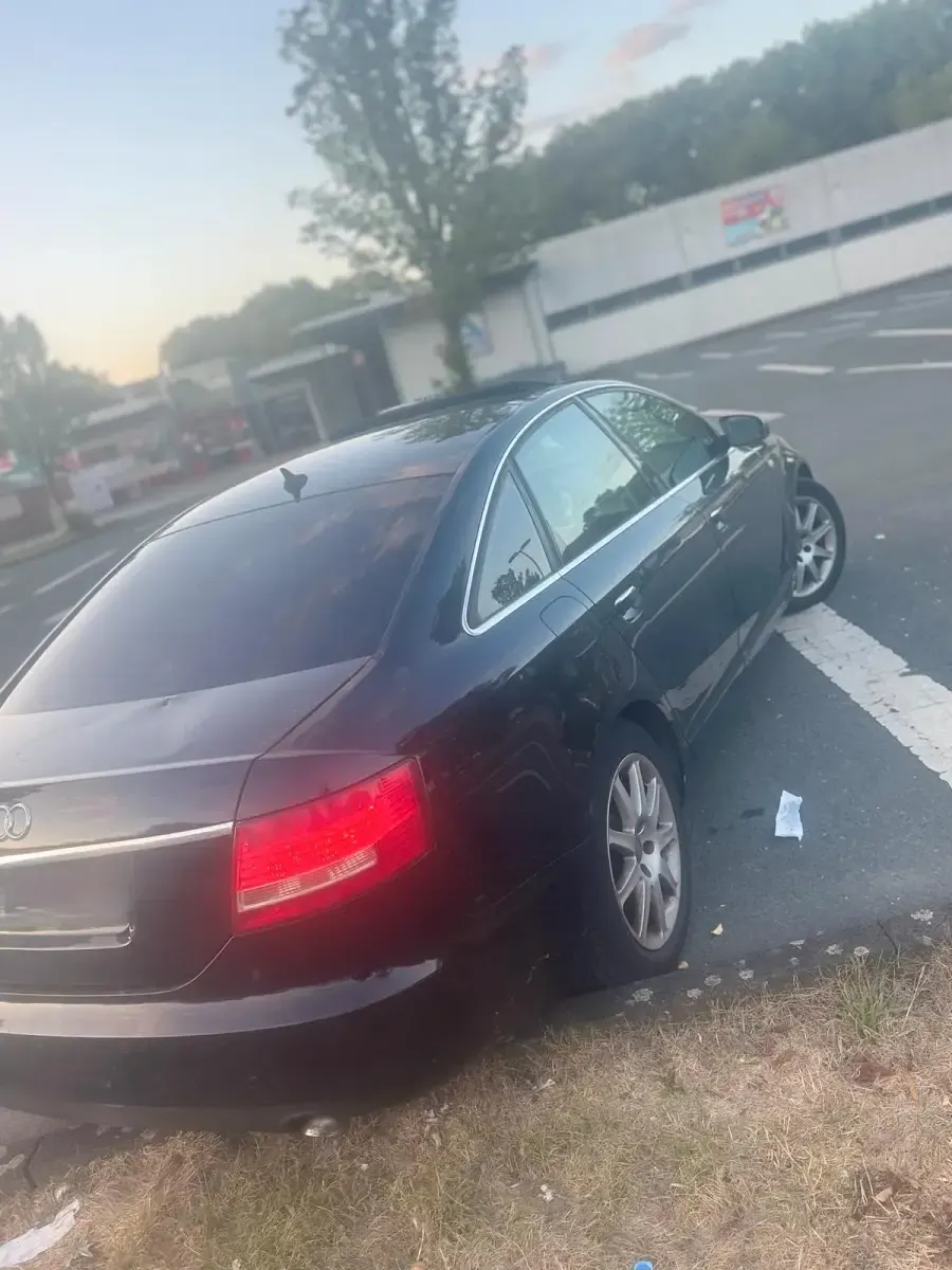 Gebraucht Audi A6 180 PS (132 kW) 2007 Grau Limousine