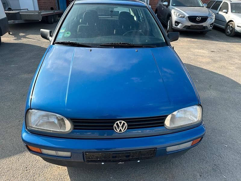 Blau Gebraucht 1996 VW Golf III Limousine | 2.100 € (Fairer Preis) - Bild 1/4