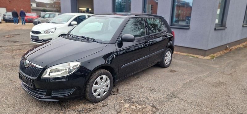 Gebraucht Skoda Fabia Cool Edition 60 PS (44 kW) 2012 Schwarz Kleinwagen