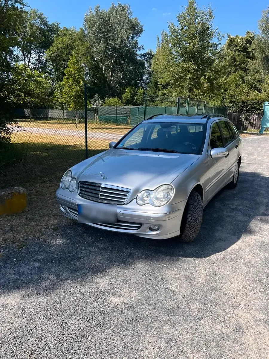 Gebraucht Mercedes C220 150 PS (110 kW) 2007 Silber Kombi