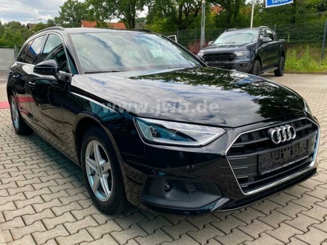 Gebraucht Audi A4 Ambiente 163 PS (119 kW) 2019 Schwarz Kombi