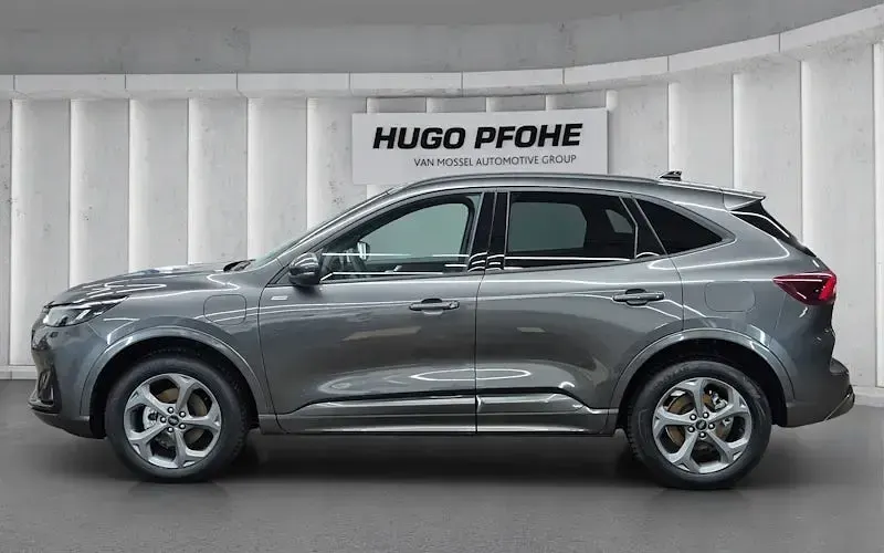 Gebraucht Ford Kuga ST-Line 243 PS (178 kW) 2025 Magnetic metallic SUV