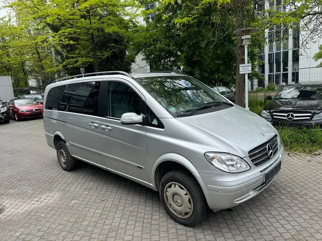 Gebraucht Mercedes Viano 150 PS (110 kW) 2008 Silber Van / Kleinbus