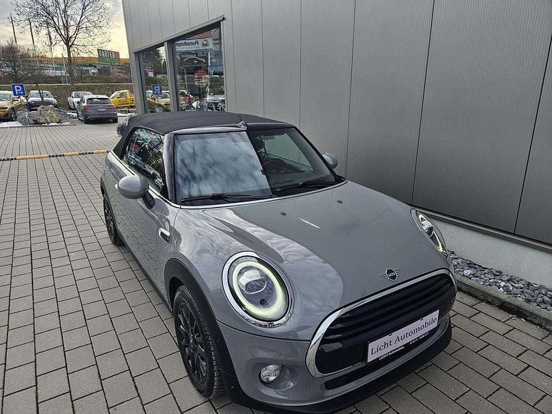 Gebraucht Mini Cooper Cabriolet 136 PS (100 kW) 2018 Moonwalk grey (metallic) Cabrio