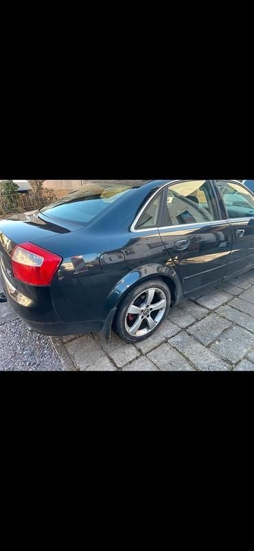 Gebraucht Audi A4 163 PS (119 kW) 2004 Schwarz Limousine