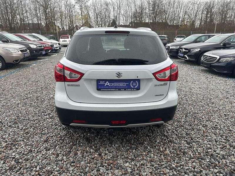 Gebraucht Suzuki SX4 Comfort 120 PS (88 kW) 2016 Weiß SUV