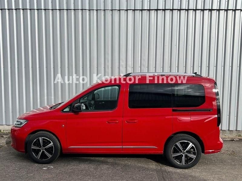 Gebraucht VW Caddy Style 122 PS (89 kW) 2024 Kirschrot Van / Kleinbus