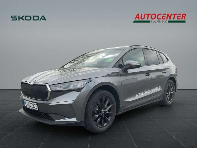 Graphitegrau metallic Gebraucht 2024 Skoda Enyaq iV Loft SUV | 34.500 € (Fairer Preis) - Bild 1/4