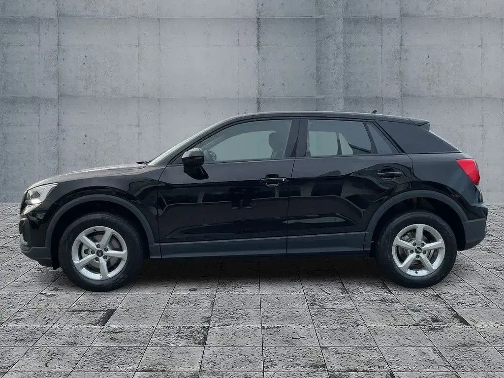 Second-hand Audi Q2 150 CP (110 kW) 2026 Negru SUV