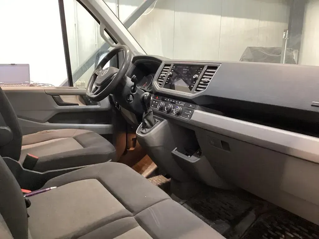 Gebraucht VW Crafter 177 PS (130 kW) 2021 Silber Van