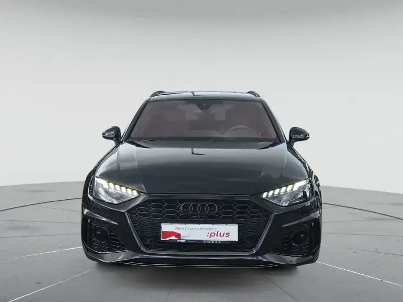 Gebraucht Audi RS4 Ambiente 450 PS (330 kW) 2023 Mythosschwarz metallic Kombi