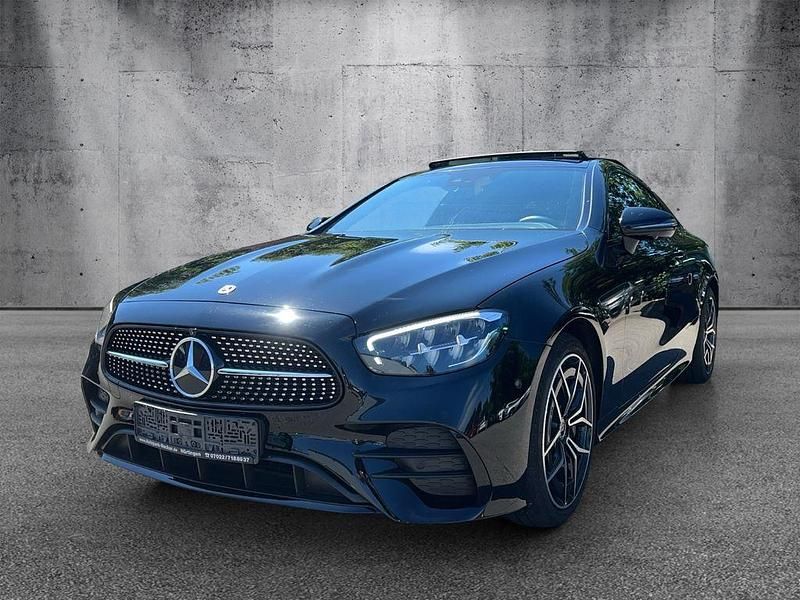 Schwarz Gebraucht 2023 Mercedes E450 Coupé | 68.490 € (Teuer) - Bild 1/4