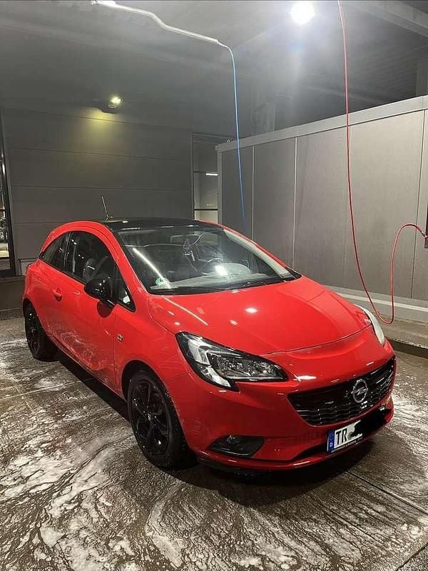 Gebraucht Opel Corsa Color Edition 90 PS (66 kW) 2017 Rot Kleinwagen