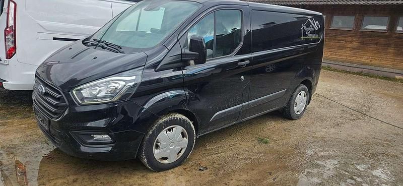 Gebraucht Ford Transit Custom Trend 131 PS (96 kW) 2020 Agate black Van / Kleinbus