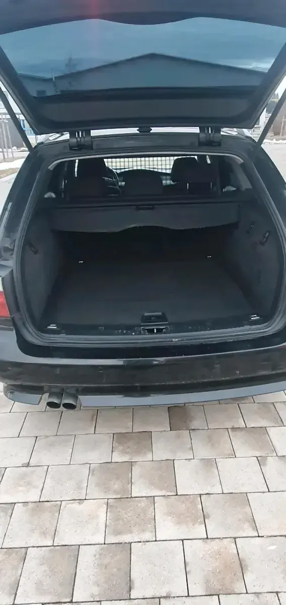 Gebraucht BMW 525 218 PS (160 kW) 2006 Schwarz Kombi