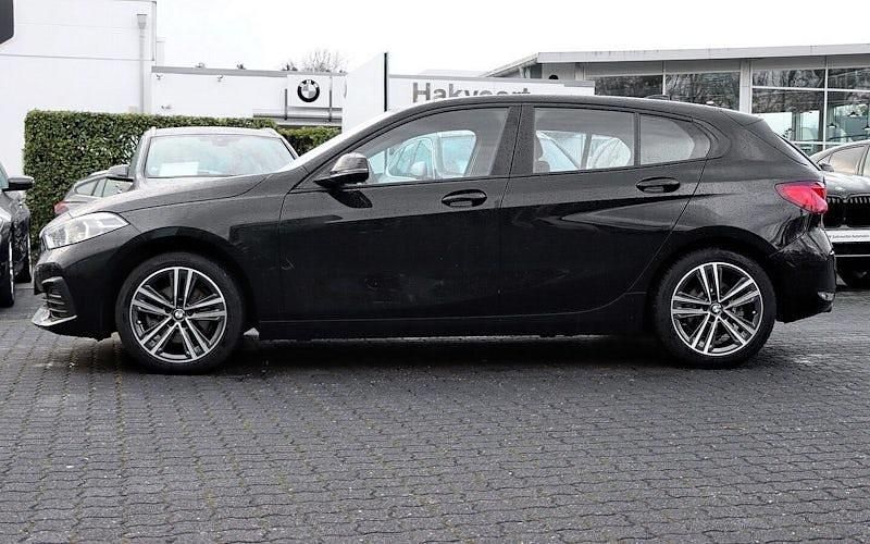 Gebraucht BMW 118 Advantage 136 PS (100 kW) 2023 Schwarz Kleinwagen