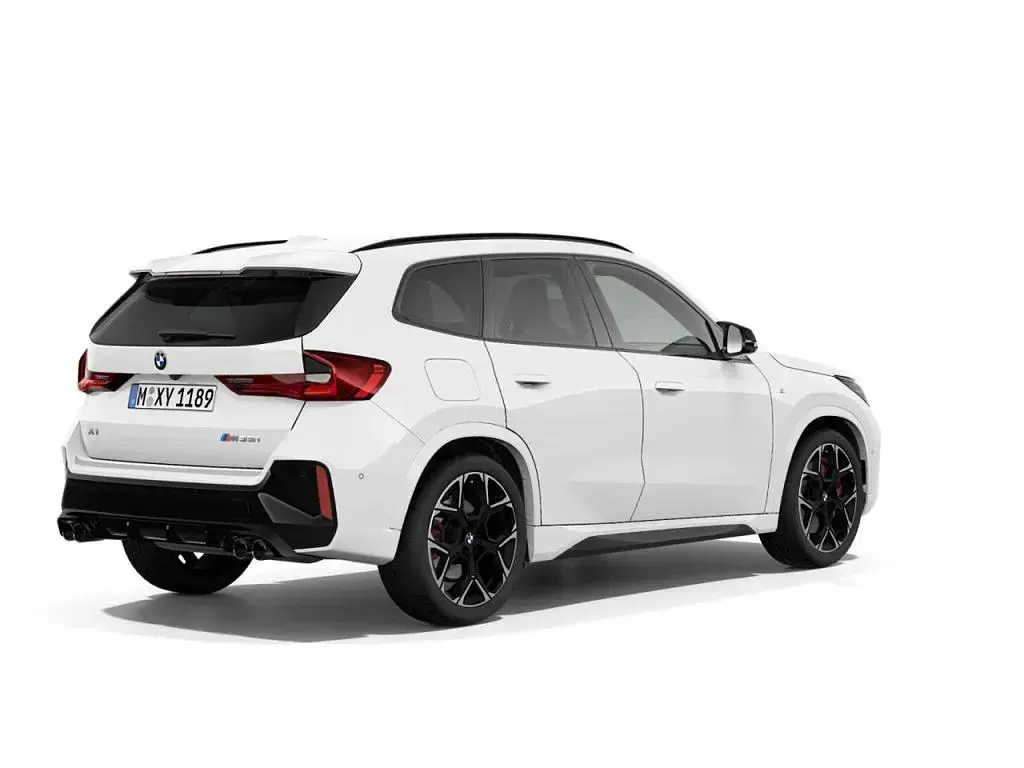 Gebraucht BMW X1 Luxury Line 300 PS (220 kW) 2025 Alpinweiss iii (weiß) SUV