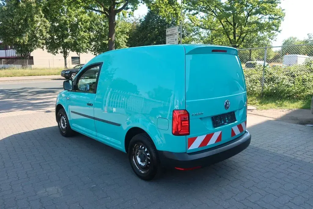 Gebraucht VW Caddy 75 PS (55 kW) 2016 Grün Van / Kleinbus