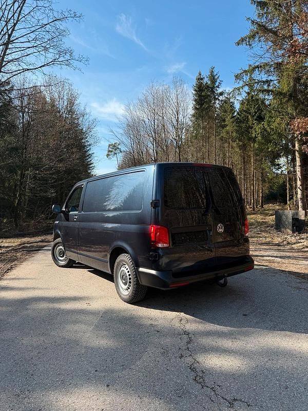 Gebraucht VW Transporter 150 PS (110 kW) 2019 Blau Van