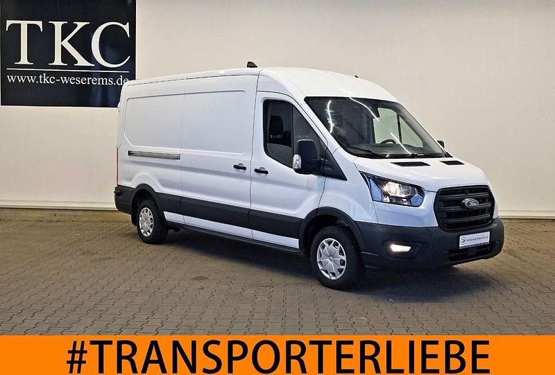 Gebraucht Ford Transit Trend 131 PS (96 kW) 2023 Weiß Limousine