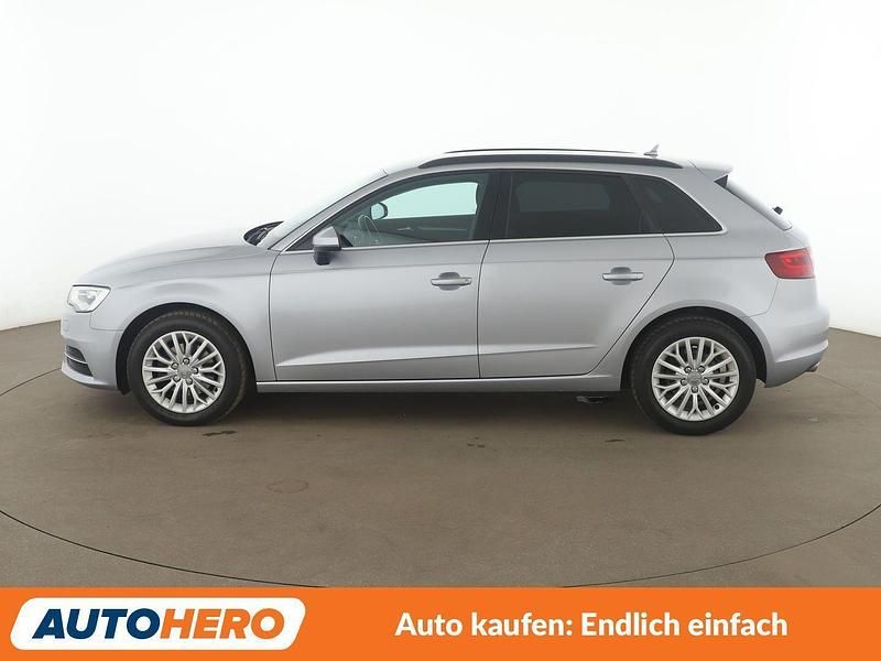 Gebraucht Audi A3 Ambiente 110 PS (80 kW) 2015 Grau Limousine
