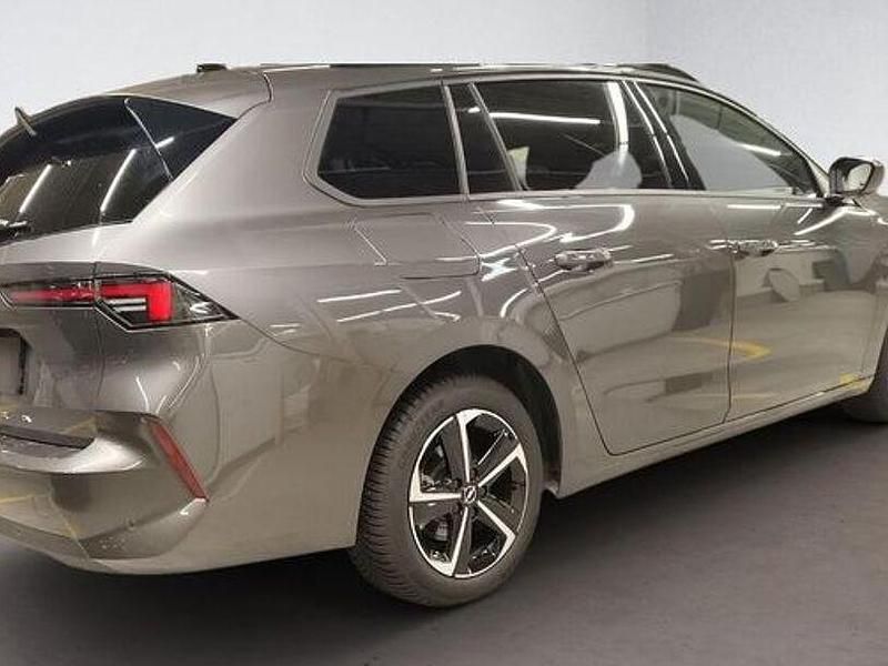 Gebraucht Opel Astra Edition 110 PS (80 kW) 2024 Mondsteingrau Kombi