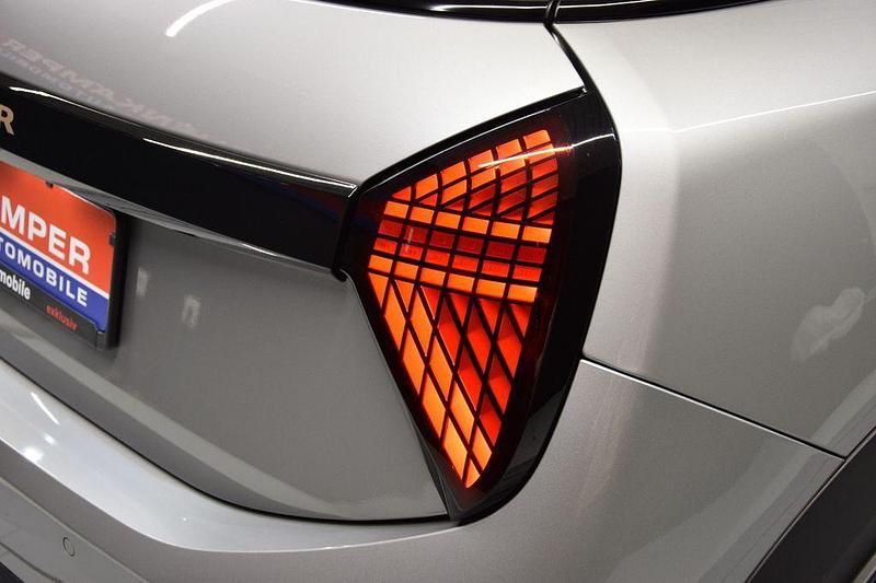 Gebraucht Mini Cooper Favoured 156 PS (114 kW) 2024 Silber Kleinwagen