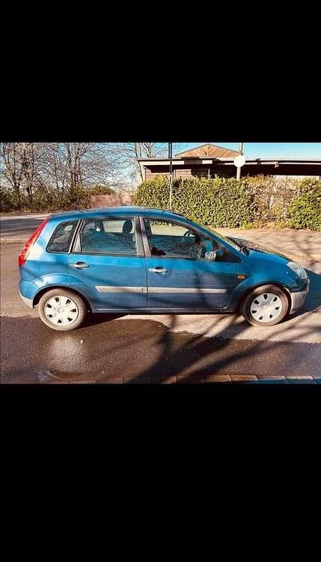 Gebraucht Ford Fiesta 69 PS (50 kW) 2005 Limousine