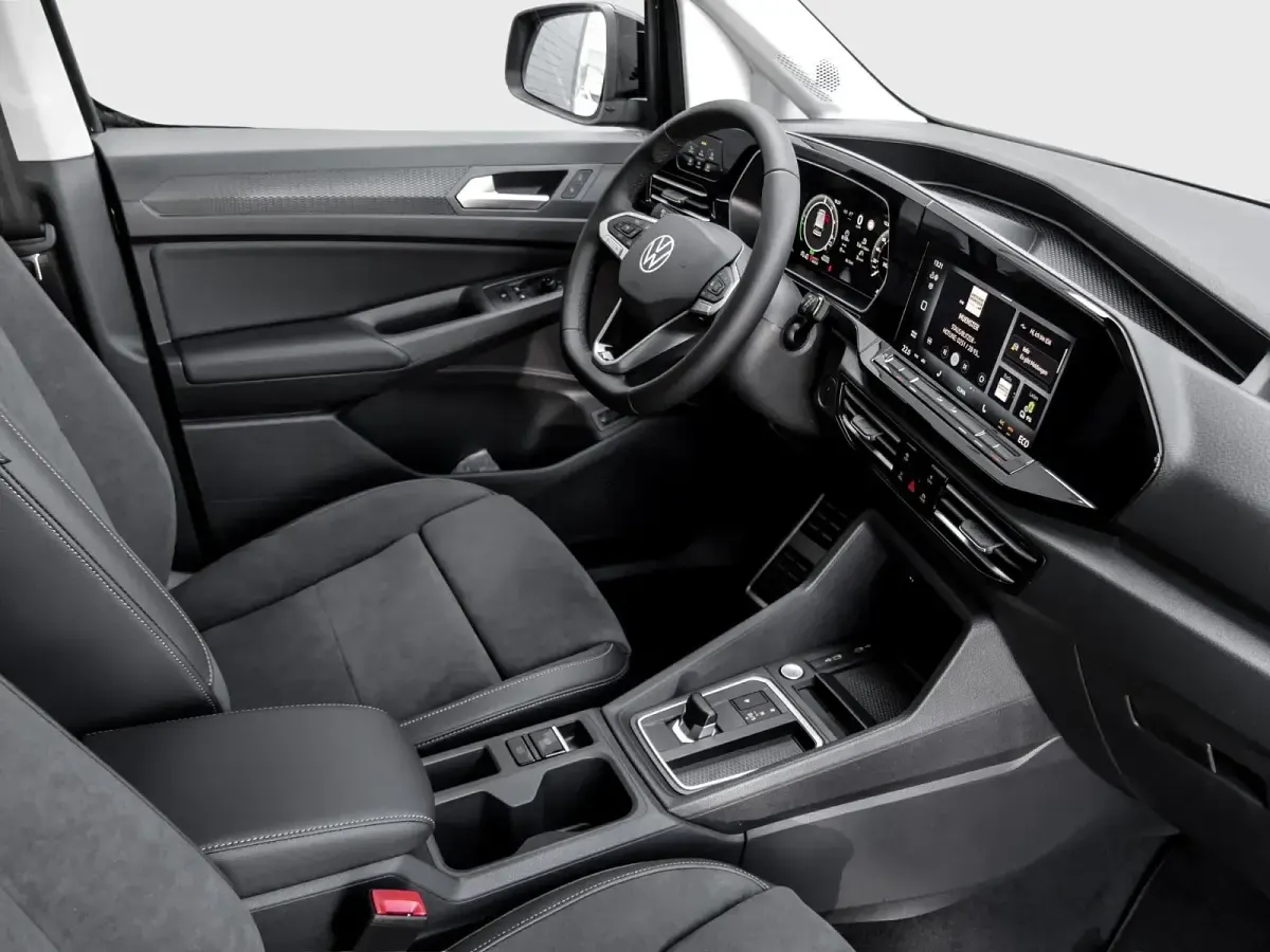Gebraucht VW Caddy Maxi Style 150 PS (110 kW) 2026 Deep black perleffekt Van / Kleinbus