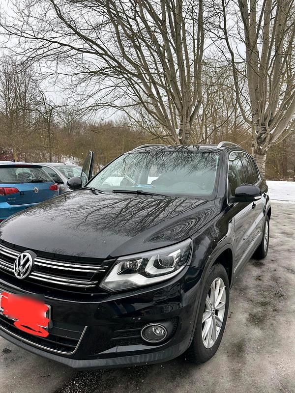 Schwarz Gebraucht 2012 VW Tiguan SUV | 11.200 € (Fairer Preis) - Bild 1/4