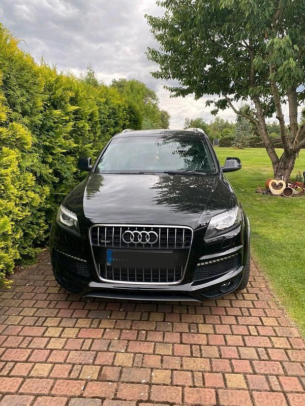 Schwarz Gebraucht 2011 Audi Q7 S-Line SUV | 17.500 € (Guter Preis) - Bild 1/4