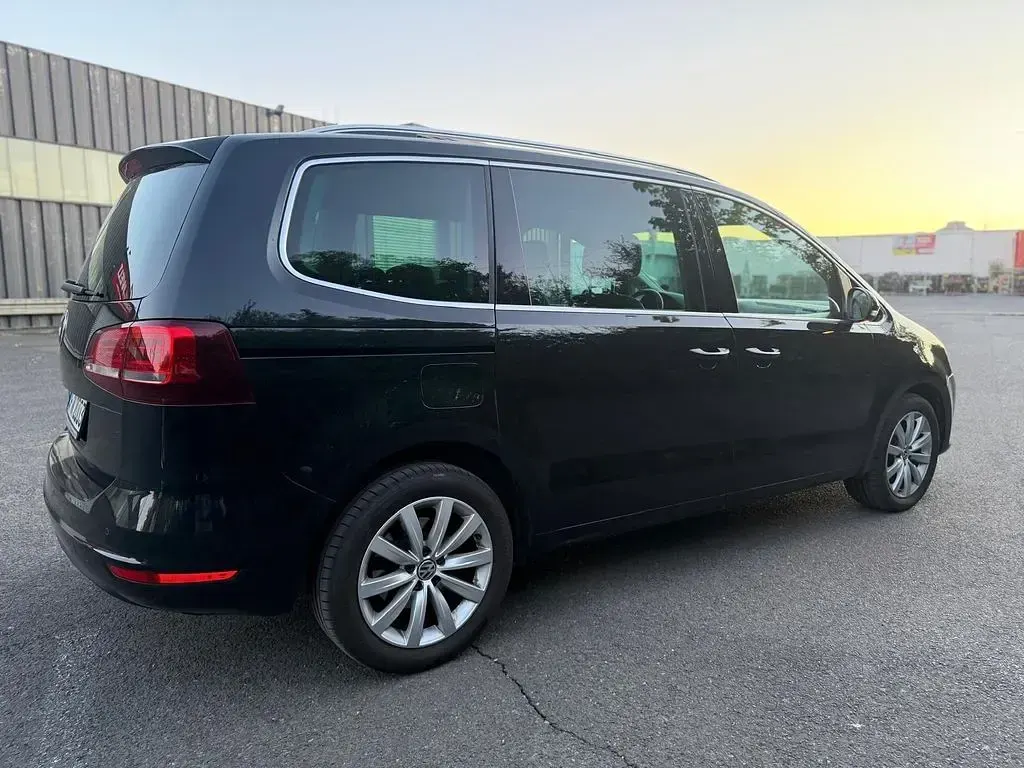 Gebraucht VW Sharan Highline 150 PS (110 kW) 2016 Schwarz Van / Kleinbus